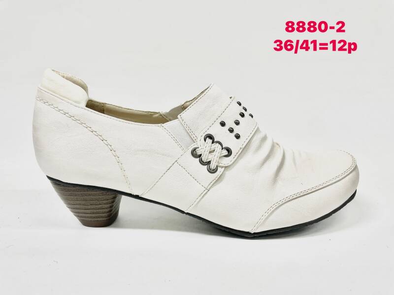 Półbuty damskie Roz 36-41/ 12 par
